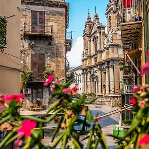 Charming Studio In The Heart Of Historic Center Appartamento Palermo