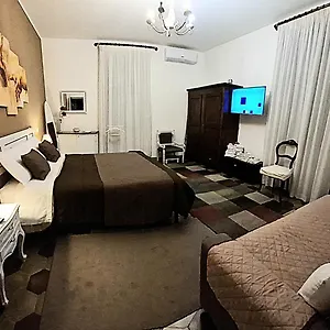 Appartamento Casa Ferrari Testaccio E Trastevere Wi-fi Free, Roma